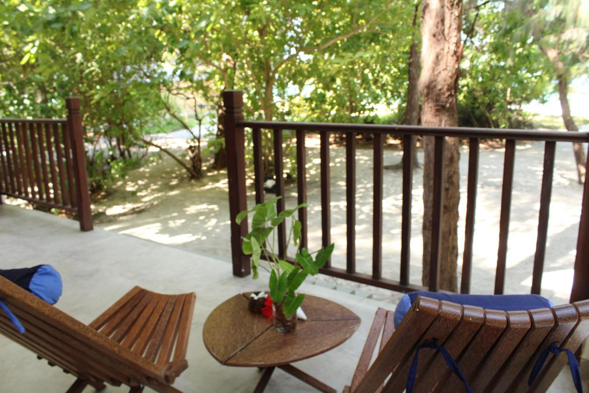 Kivuli Beach Resort Паже Екстериор снимка
